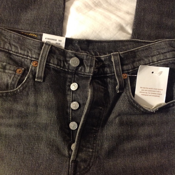NEW Levi's 501 Skinny Stretch Button-Fly Jeans - Picture 5 of 8
